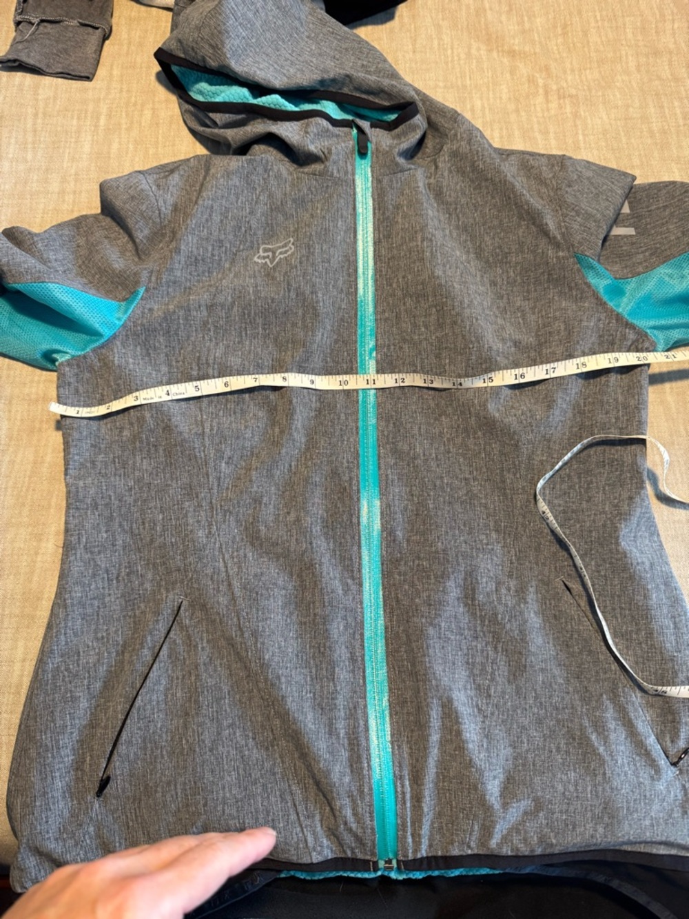 Fox Teal and Gray Hooded Jacket - Picture 5 of 7